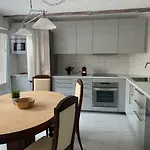 Zen Apartment *