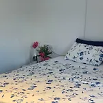 Zen Apartment